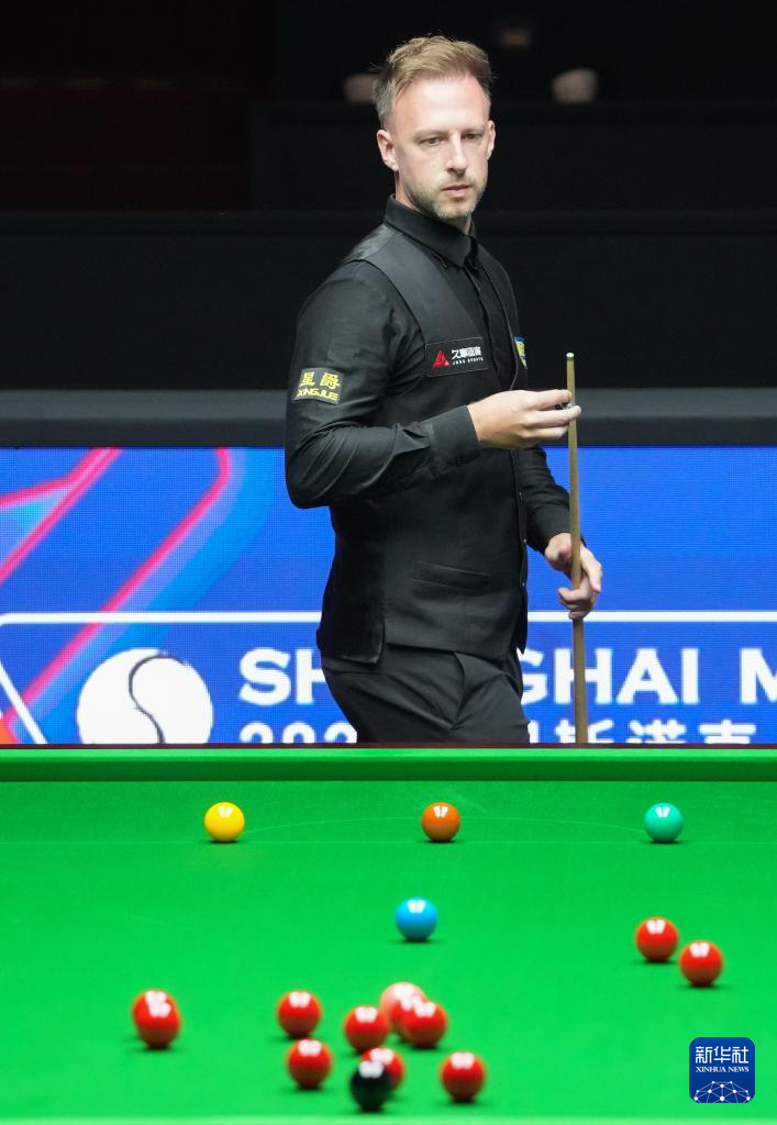 斯与雄鹿交 斯与雄鹿交