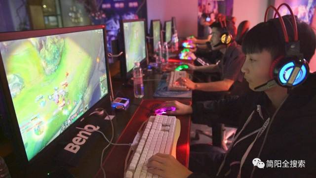 据知情人士 据知情人士