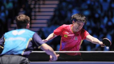 上调防守反 上调防守反